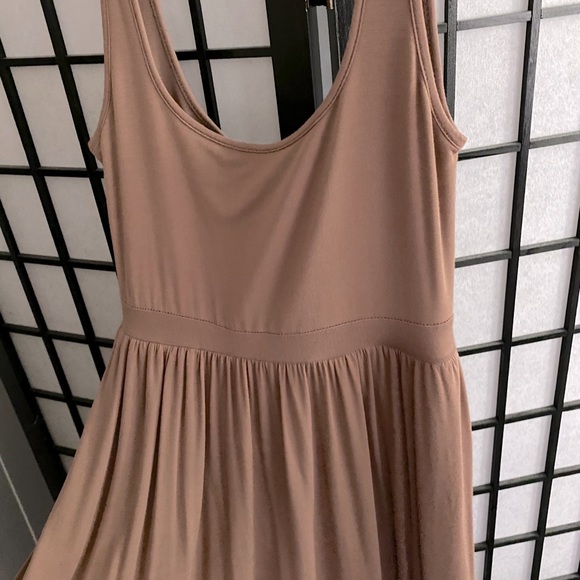 *SOLD* Aritzia Assonance Dress size XXS - Picture 4 of 5